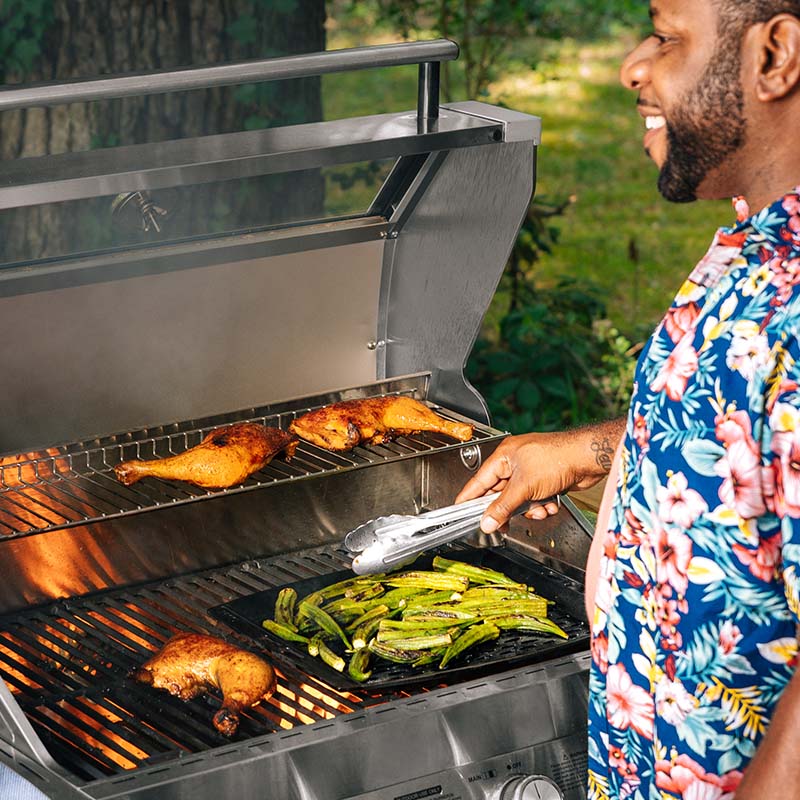 L15RCGT_Grill_20Topper_New_20Handles_Selling_20POint2_800x800_WEB_20copy.jpg